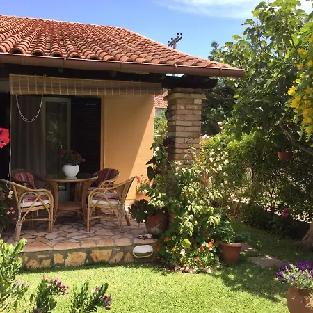 Tina Country Acharavi (Corfu)